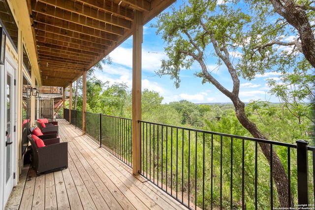 1121 Gruene A, New Braunfels, TX 78130