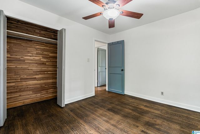 1104 CRESTHILL DRIVE, Birmingham, AL 35213