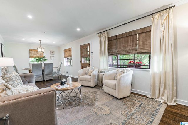 1104 CRESTHILL DRIVE, Birmingham, AL 35213