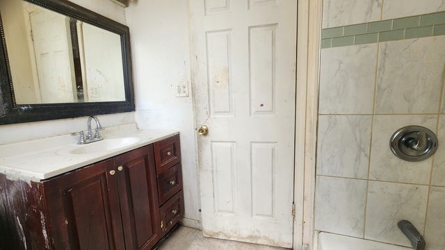 9061 S PARNELL Avenue, Chicago, IL 60620