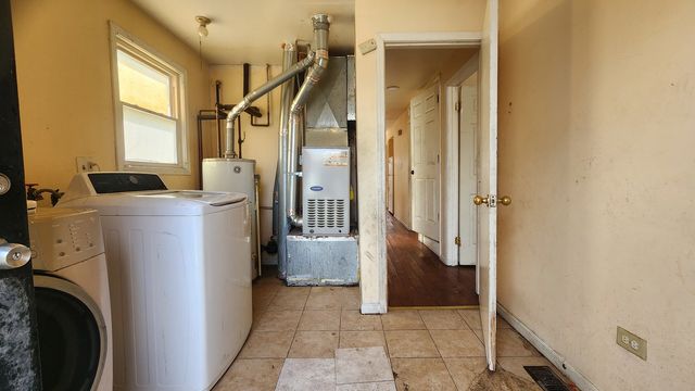 9061 S PARNELL Avenue, Chicago, IL 60620