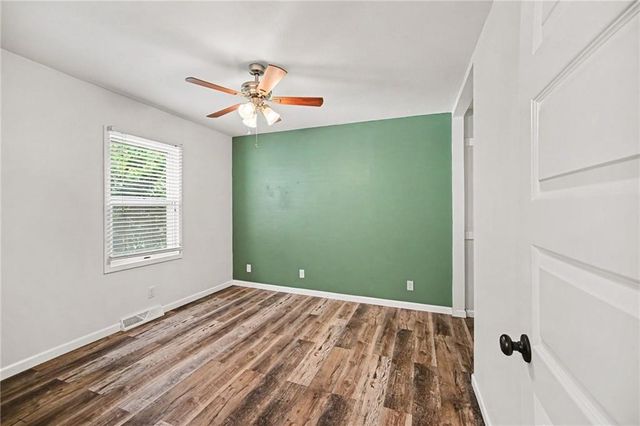 11522 W 70th Street, Shawnee, KS 66203