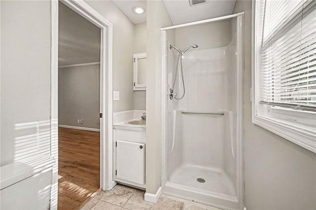 11522 W 70th Street, Shawnee, KS 66203