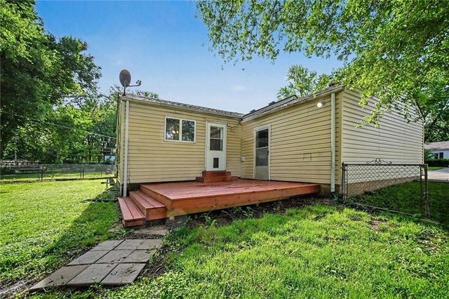 11522 W 70th Street, Shawnee, KS 66203