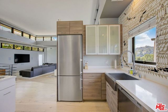 3223 Tareco Drive, Los Angeles, CA 90068