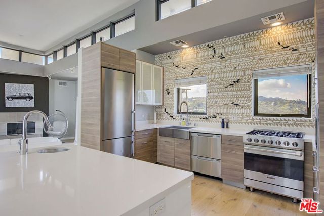 3223 Tareco Drive, Los Angeles, CA 90068