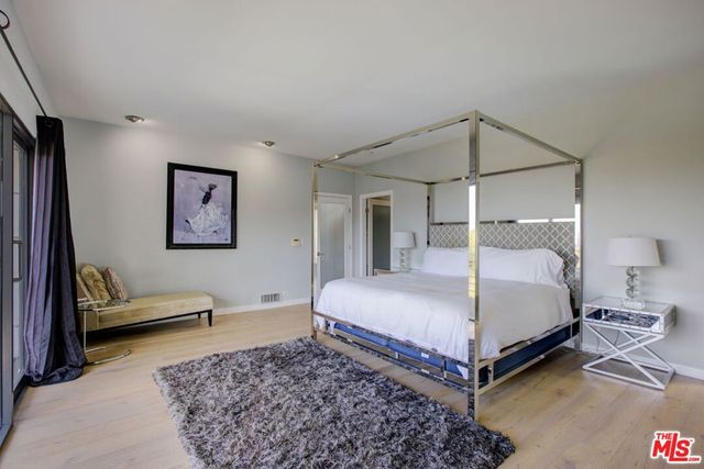 3223 Tareco Drive, Los Angeles, CA 90068