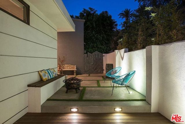 3223 Tareco Drive, Los Angeles, CA 90068