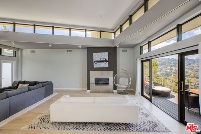 3223 Tareco Drive, Los Angeles, CA 90068