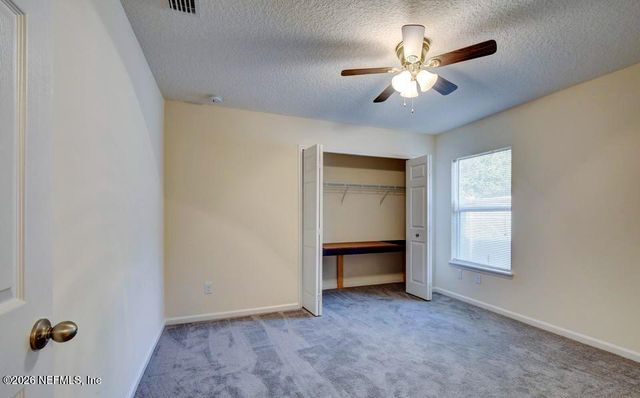 8648 FLOORSTONE MILL Drive, Jacksonville, FL 32244