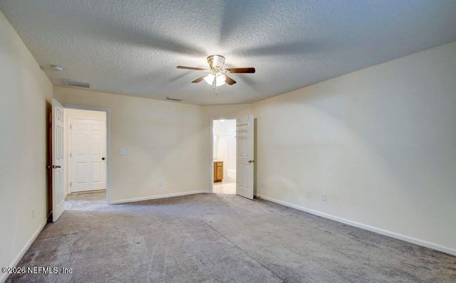 8648 FLOORSTONE MILL Drive, Jacksonville, FL 32244