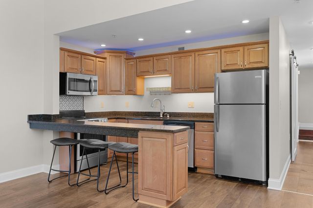 99 Walnut St Apt 103, Chattanooga, TN 37403