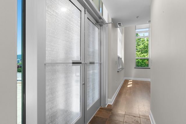 99 Walnut St Apt 103, Chattanooga, TN 37403