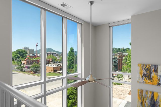 99 Walnut St Apt 103, Chattanooga, TN 37403