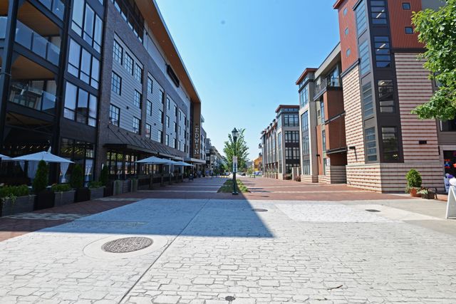99 Walnut St Apt 103, Chattanooga, TN 37403