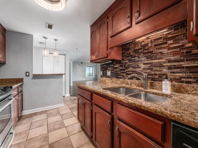155 W Main Street, 1506, Columbus, OH 43215