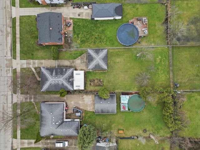 27624 Edward Street, Roseville, MI 48066