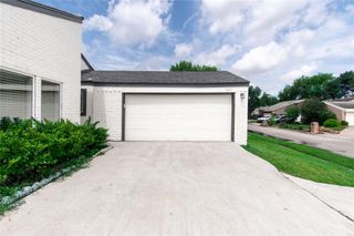 6423 Coachwood Drive, Houston, TX 77035
