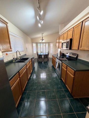 2560 S Vineyard, Mesa, AZ 85210