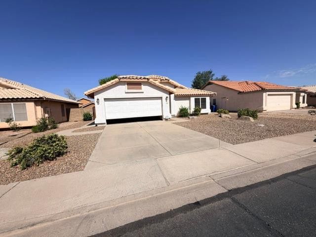 2560 S Vineyard, Mesa, AZ 85210
