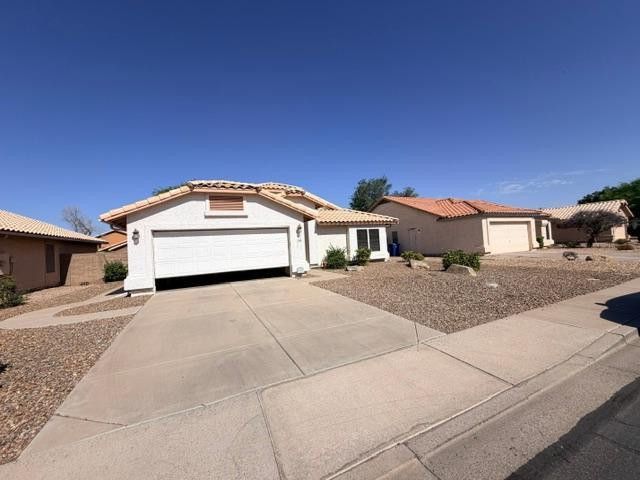 2560 S Vineyard, Mesa, AZ 85210