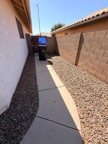 2560 S Vineyard, Mesa, AZ 85210