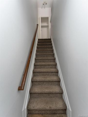 15757 N Franklin Drive, Clinton Township, MI 48038