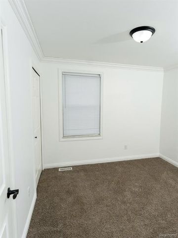 15757 N Franklin Drive, Clinton Township, MI 48038