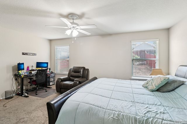 7131 Phoebe Vw, San Antonio, TX 78252