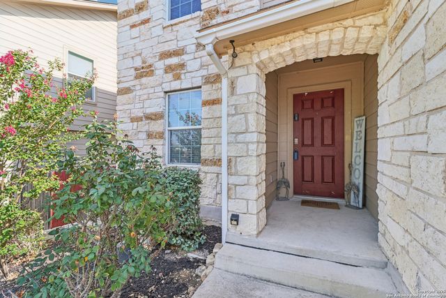 7131 Phoebe Vw, San Antonio, TX 78252