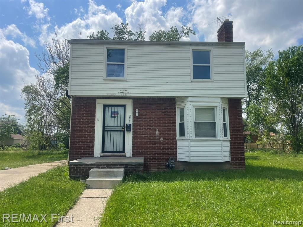 3677 Somerset Avenue, Detroit, MI 48224