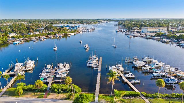 4984 SE Railway Avenue, Stuart, FL 34997