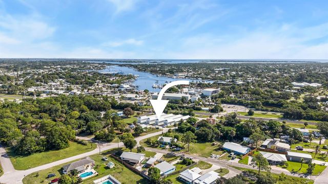 4984 SE Railway Avenue, Stuart, FL 34997