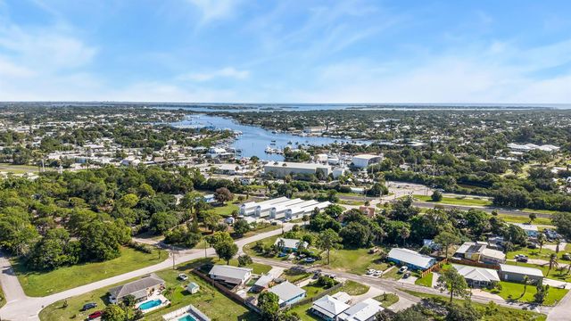 4984 SE Railway Avenue, Stuart, FL 34997