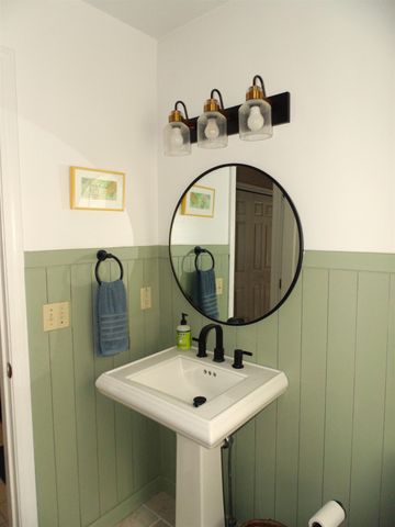 109 Greenfield Road, Peterborough, NH 03458