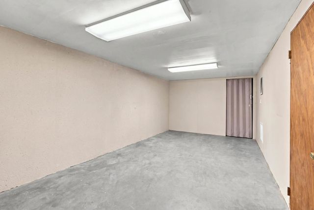 5818 N Crestline St, Spokane, WA 99208