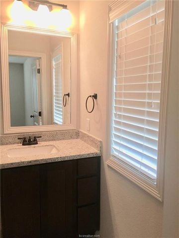 109 Ehlinger Drive, Bryan, TX 77801