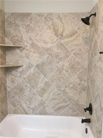 109 Ehlinger Drive, Bryan, TX 77801
