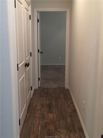109 Ehlinger Drive, Bryan, TX 77801