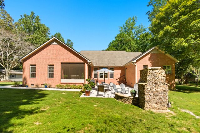 189 Turkey Creek Dr, Tullahoma, TN 37388