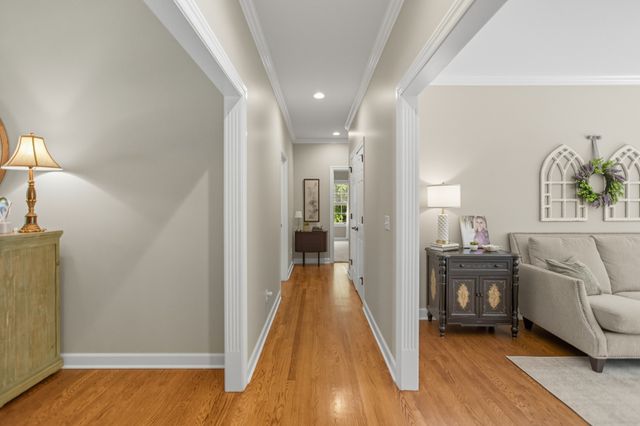 189 Turkey Creek Dr, Tullahoma, TN 37388