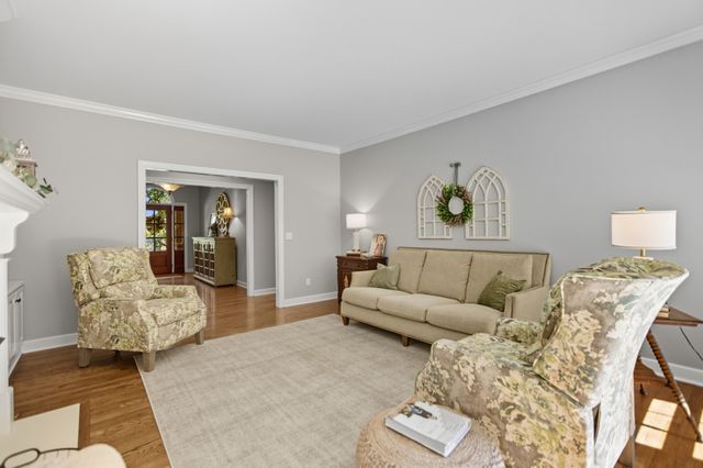 189 Turkey Creek Dr, Tullahoma, TN 37388