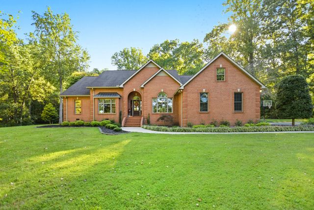 189 Turkey Creek Dr, Tullahoma, TN 37388