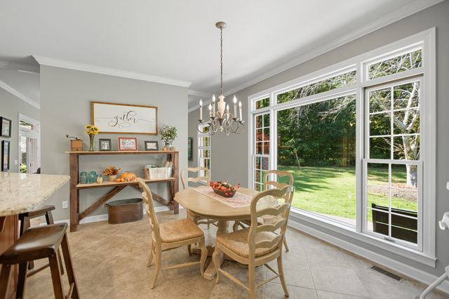 189 Turkey Creek Dr, Tullahoma, TN 37388