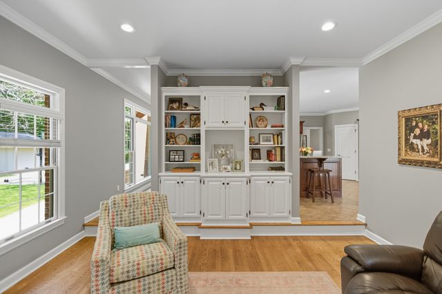 189 Turkey Creek Dr, Tullahoma, TN 37388