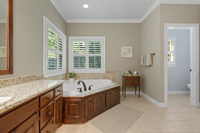 189 Turkey Creek Dr, Tullahoma, TN 37388