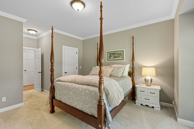 189 Turkey Creek Dr, Tullahoma, TN 37388