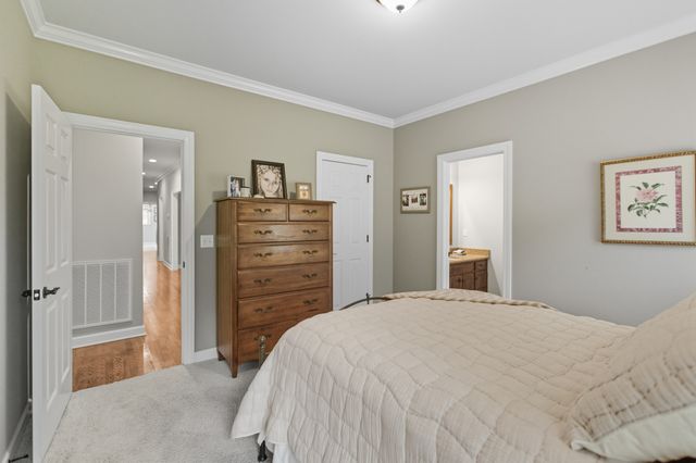 189 Turkey Creek Dr, Tullahoma, TN 37388