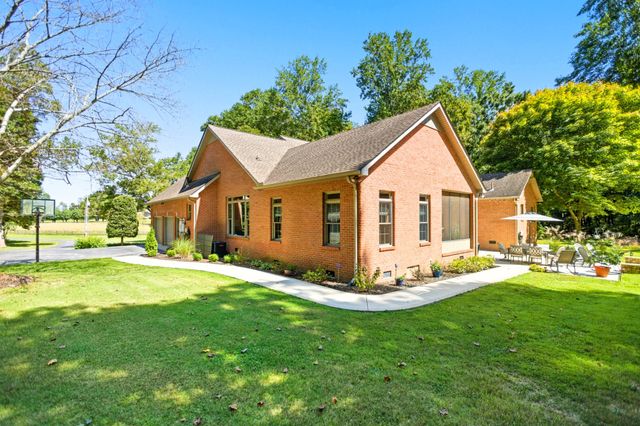 189 Turkey Creek Dr, Tullahoma, TN 37388