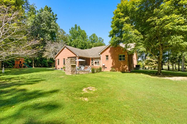 189 Turkey Creek Dr, Tullahoma, TN 37388